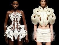 3d geprinte mode van Iris van Herpen